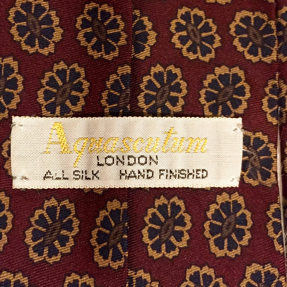 😎AquascutumLondonSilkHandmadeLondonMensTie - Picture 2 of 3